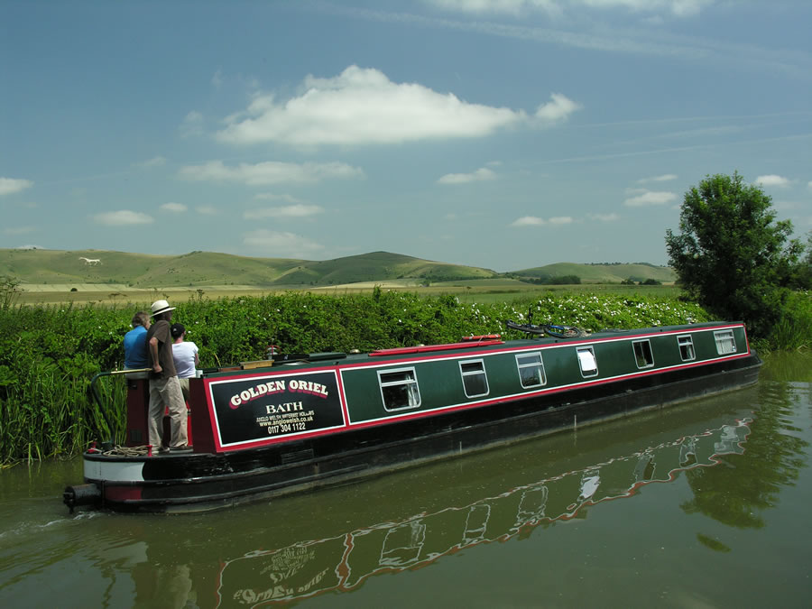 canal boat cruises in england